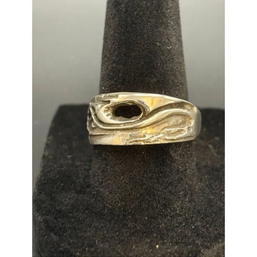 Hand Carved Sterling Silver Ring, NEW, size 7.5, Artisan, Wedding Band
